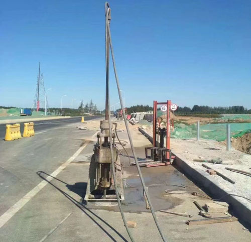 西昌公路高聚物注浆加固