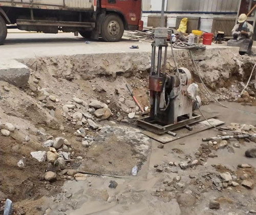 西昌公路下沉压浆